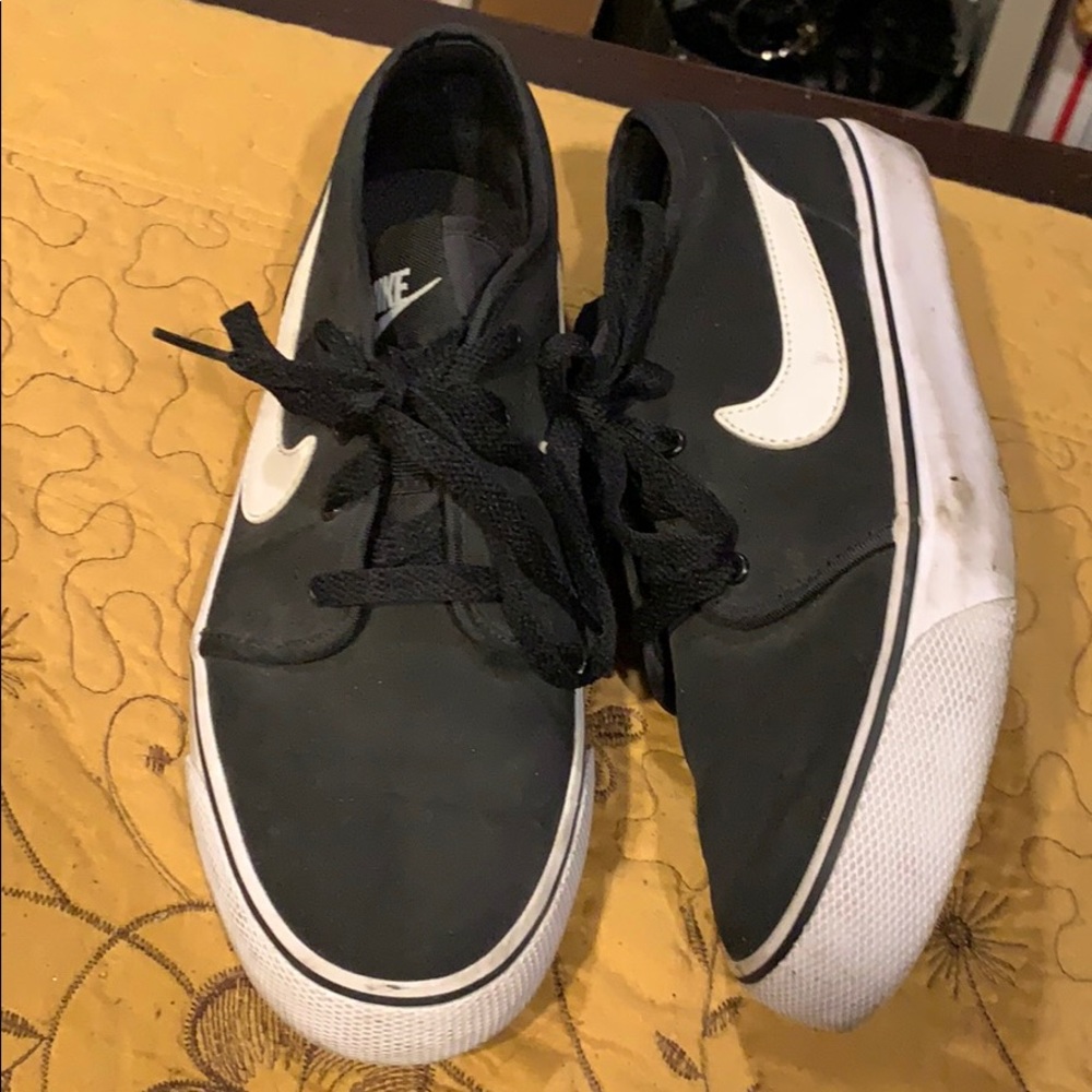 Nike shoes